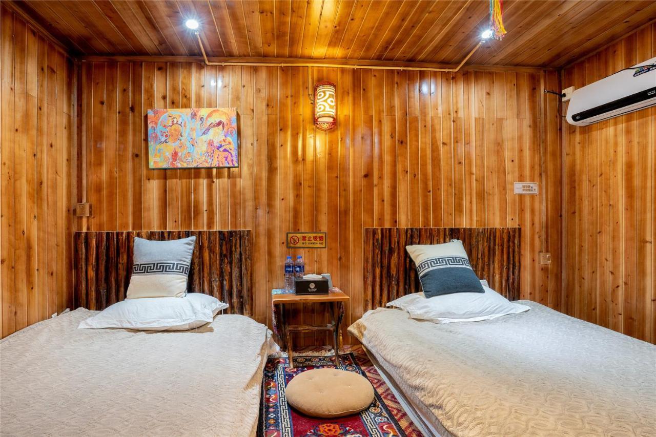 Yi'S Hostel Шангри Ла Екстериор снимка