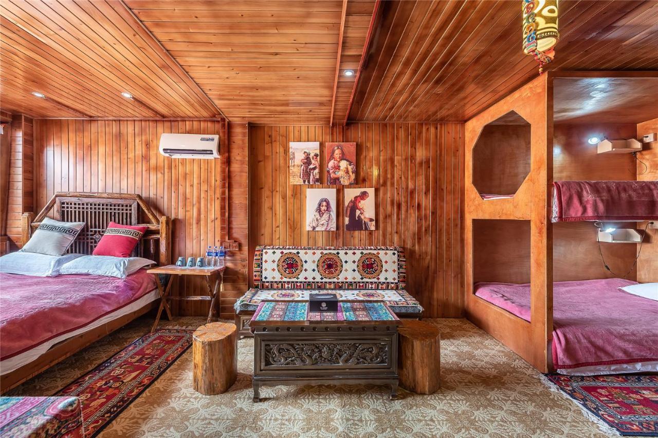 Yi'S Hostel Шангри Ла Екстериор снимка