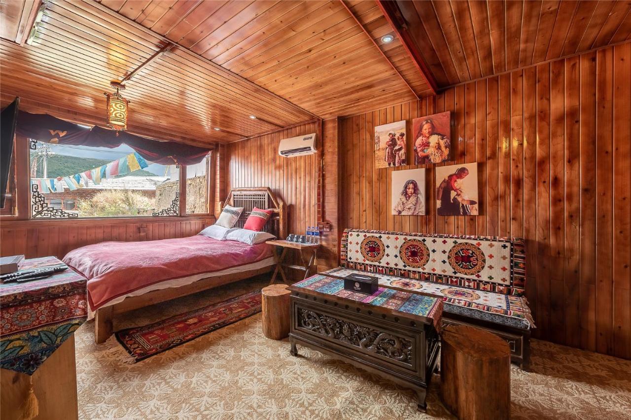 Yi'S Hostel Шангри Ла Екстериор снимка